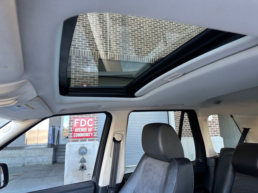 Used 2013 Land Rover Range Rover Sport HSE image 13