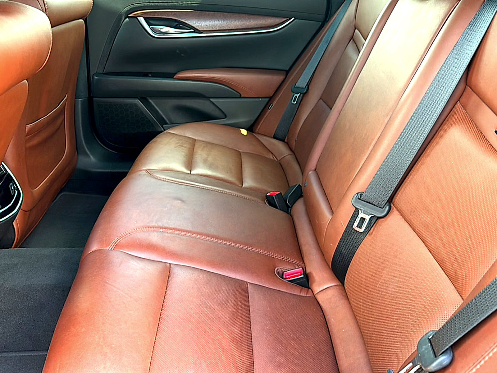 Used 2015 Cadillac XTS Luxury w/ Driver Awareness Package FWD image 18