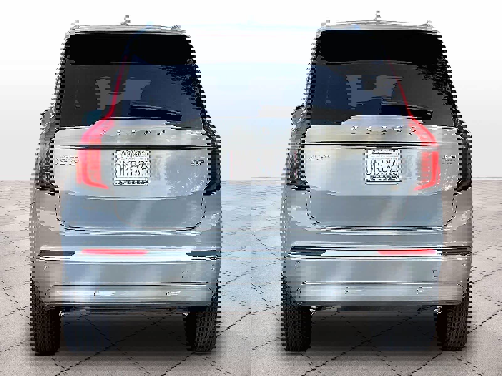 Used 2025 Volvo XC90 B6 Core w/ Protection Package Premier image 6