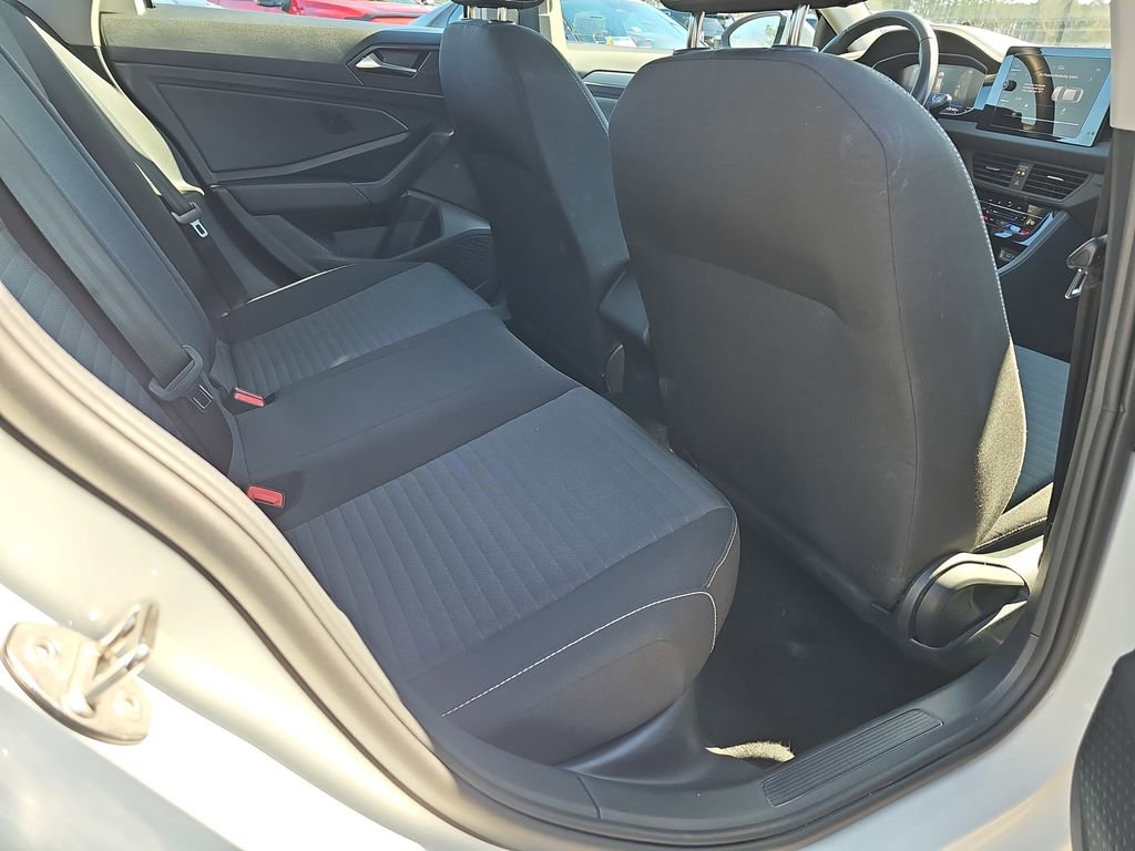 Used 2025 Volkswagen Jetta S image 14