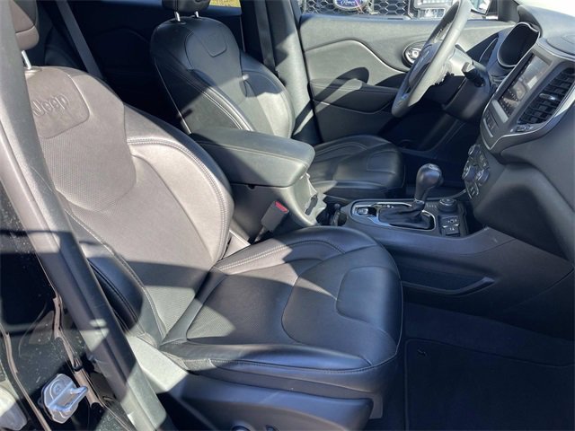 Used 2023 Jeep Cherokee Altitude Lux image 22