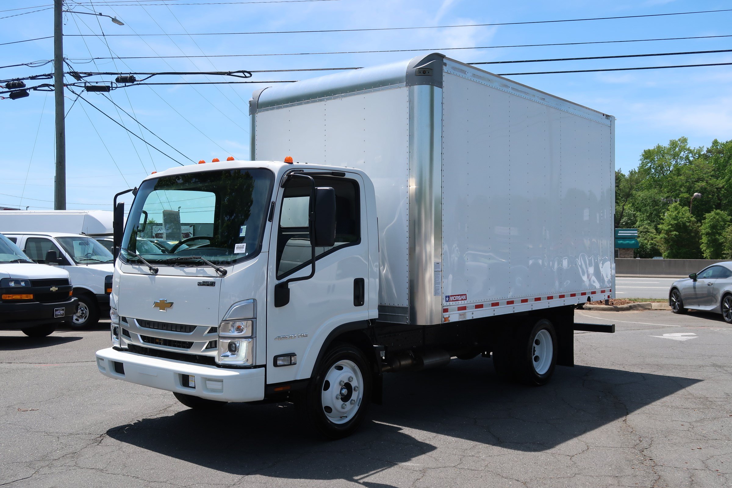 Used 2025 Chevrolet Low Cab Forward RWD image 5