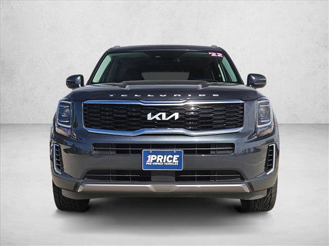 Used 2022 Kia Telluride S FWD image 2