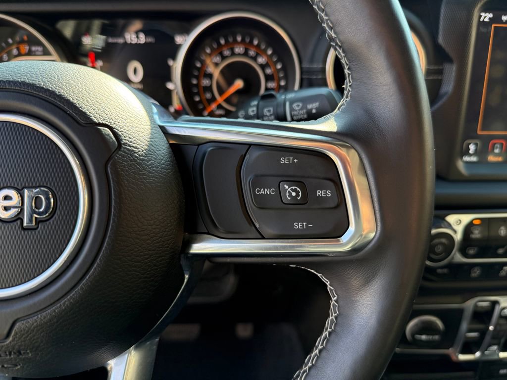 Used 2018 Jeep Wrangler Unlimited Sahara w/ Quick Order Package 24M Moab image 26