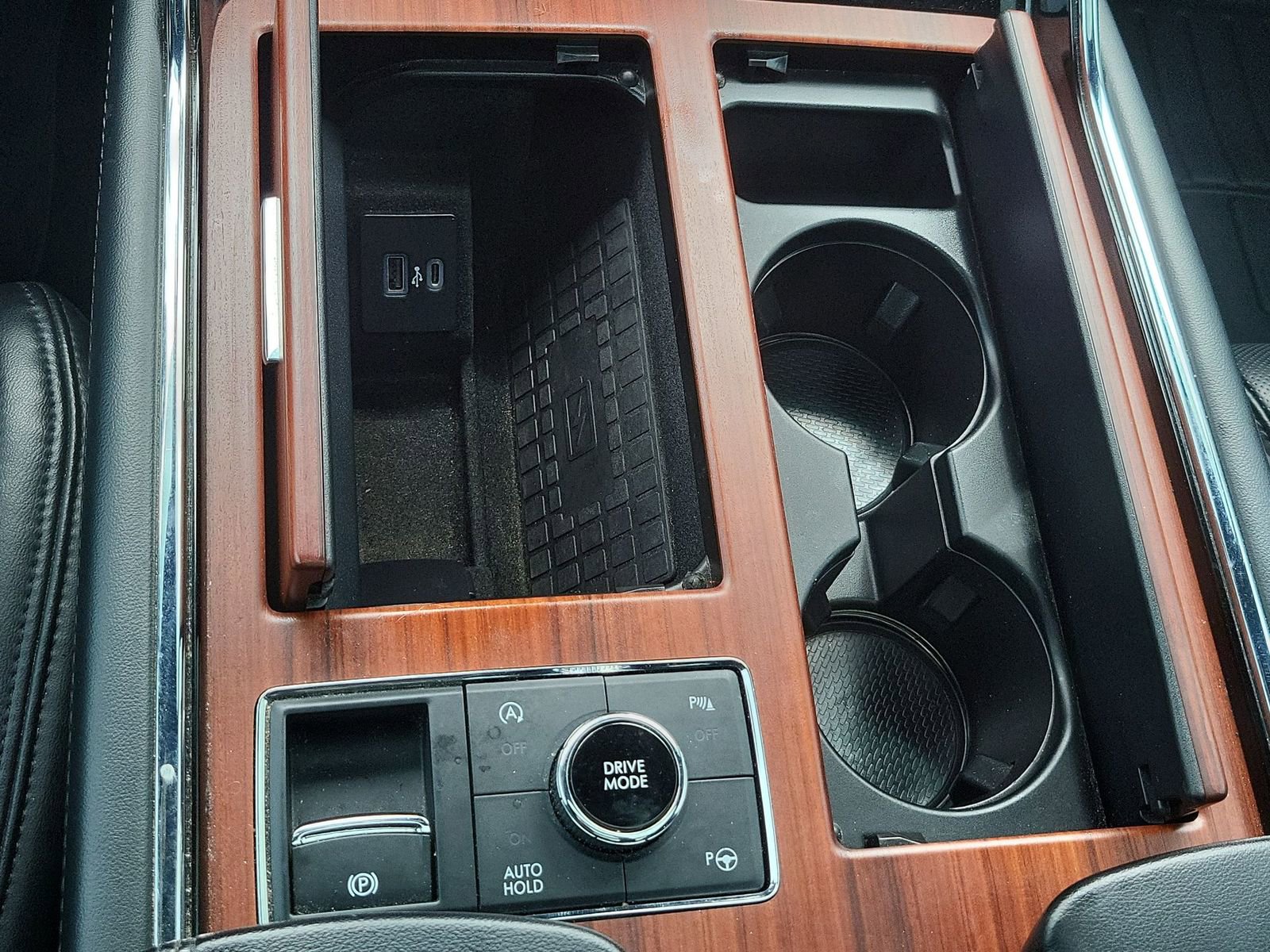Used 2020 Lincoln Navigator L Reserve w/ Equipment Group 208A Reserve AWD/4WD image 36