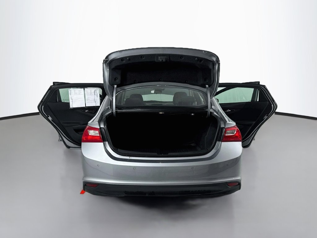 Used 2024 Chevrolet Malibu LT FWD image 21