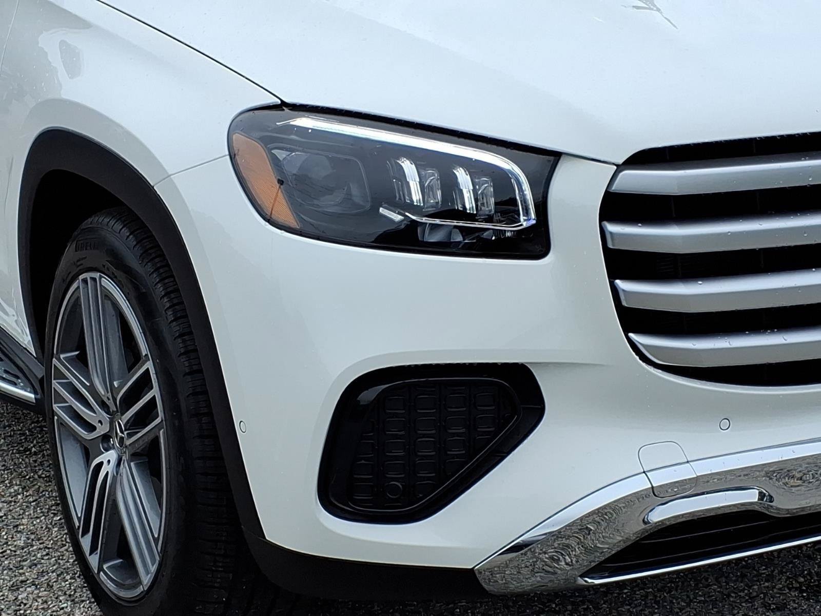 New 2026 Mercedes-Benz GLS 450 4MATIC image 4