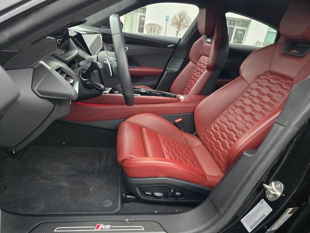 Used 2024 Audi RS e-tron GT w/ Carbon Performance Package image 22