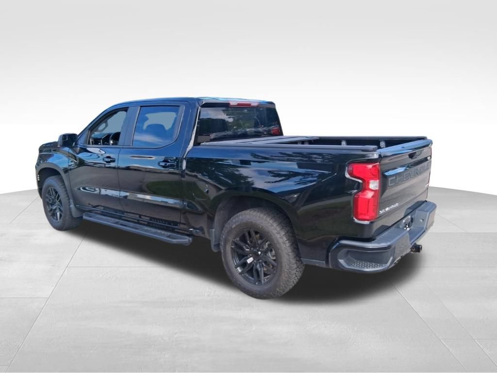 Used 2023 Chevrolet Silverado 1500 RST AWD/4WD image 3
