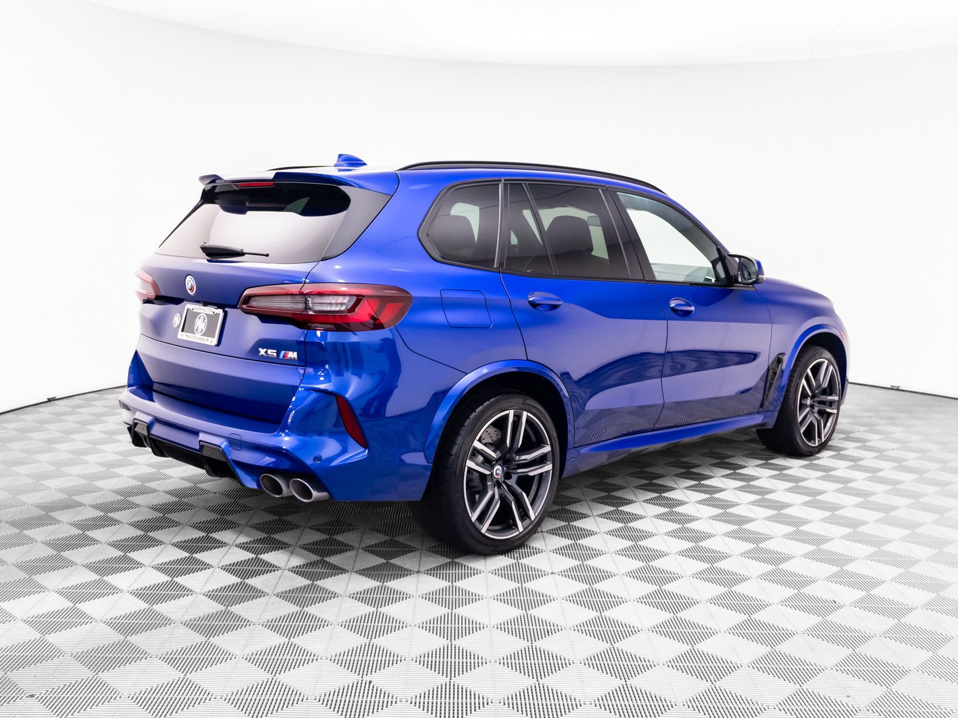 Used 2023 BMW X5 M w/ Executive Package AWD/4WD image 5