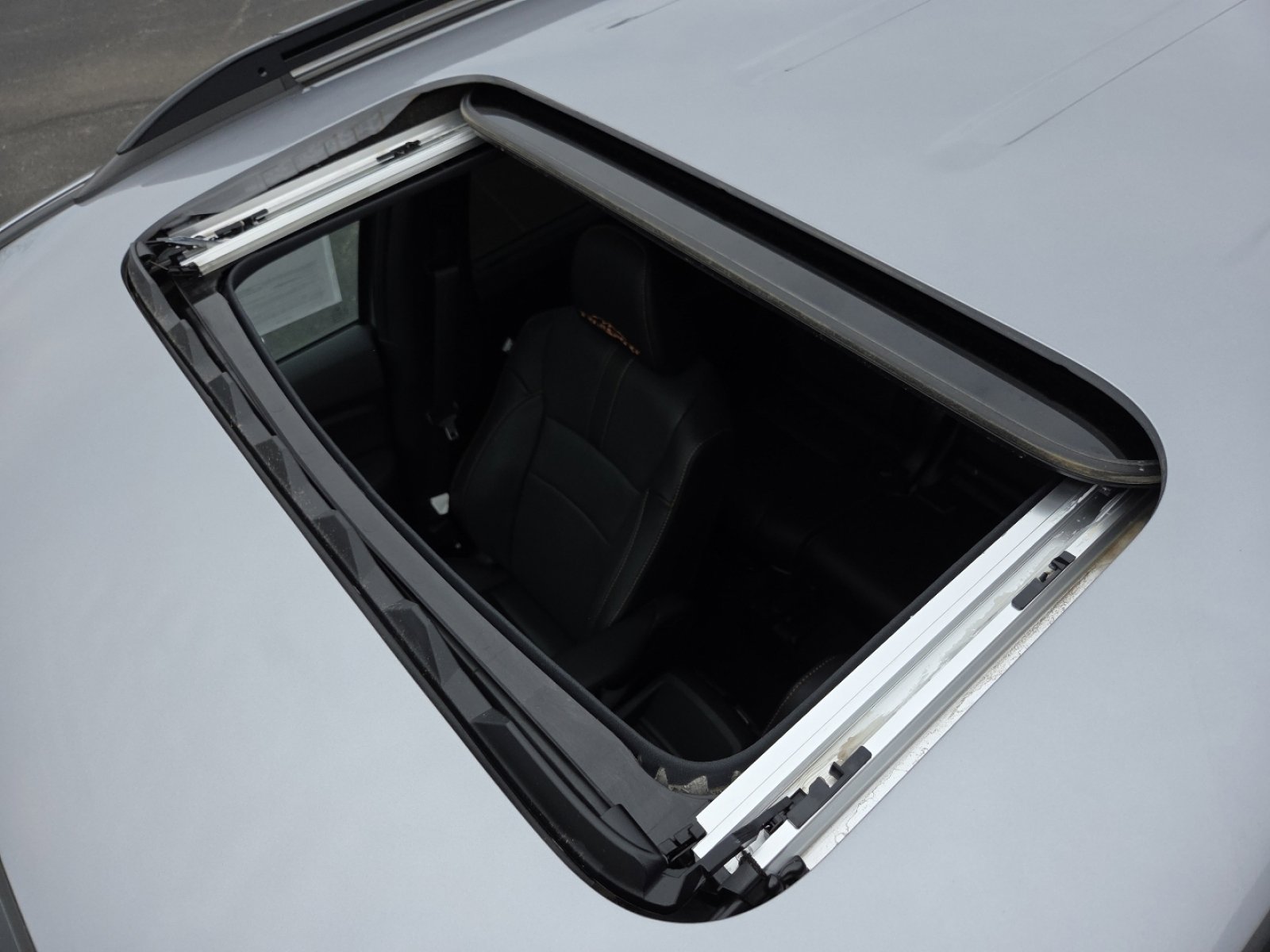 Certified 2023 Honda Passport TrailSport image 4