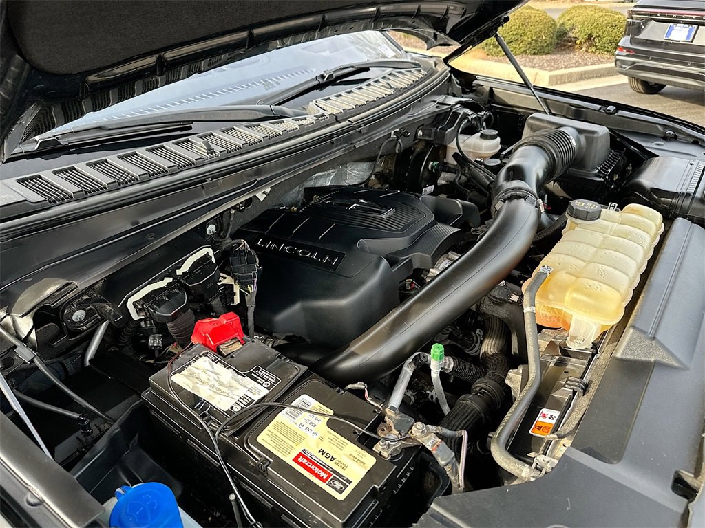 Used 2018 Lincoln Navigator Reserve w/ Technology Package image 26