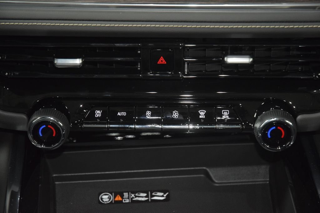 New 2026 Chevrolet Suburban Premier AWD/4WD image 34