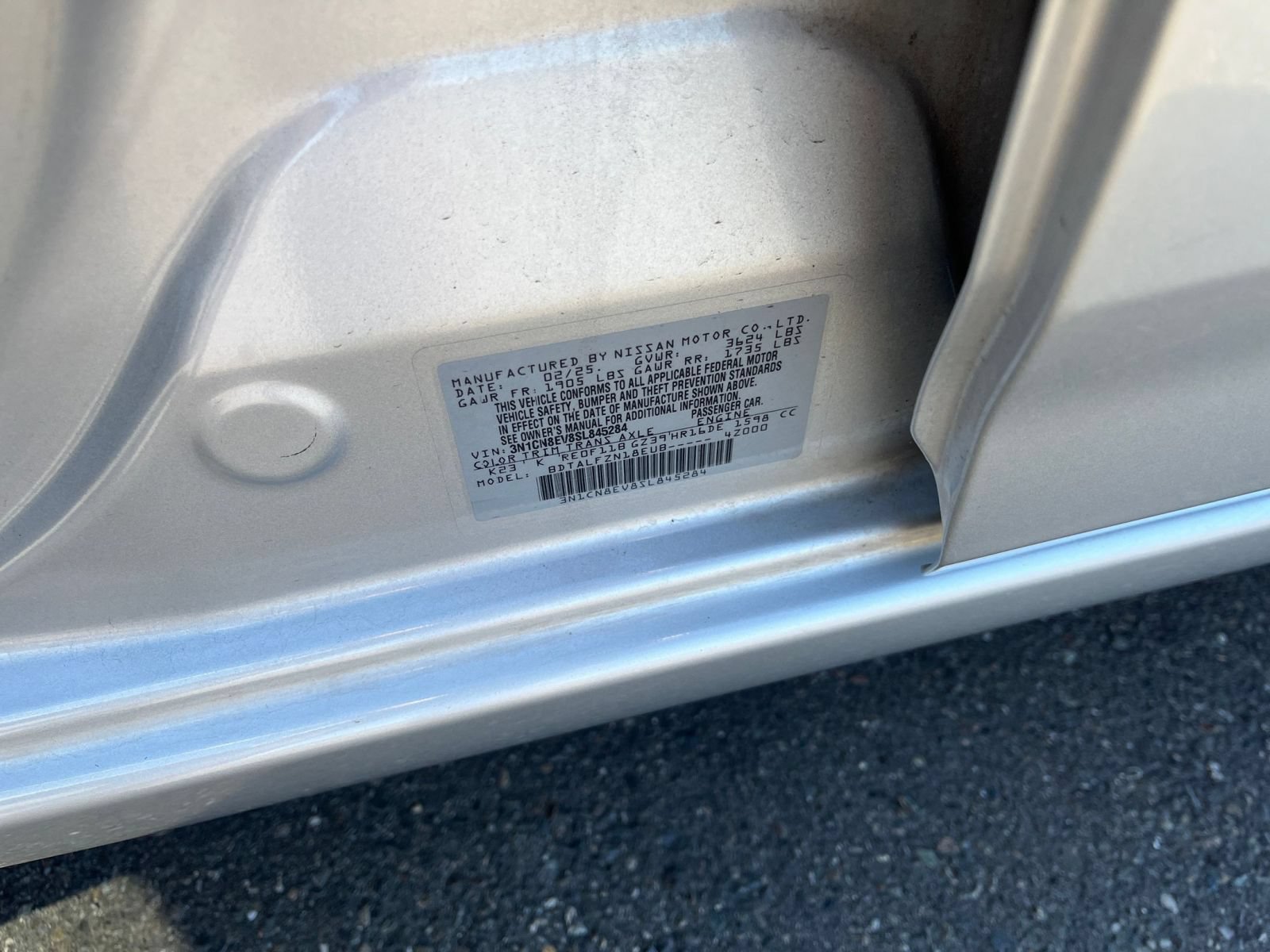 Used 2025 Nissan Versa SV FWD image 23