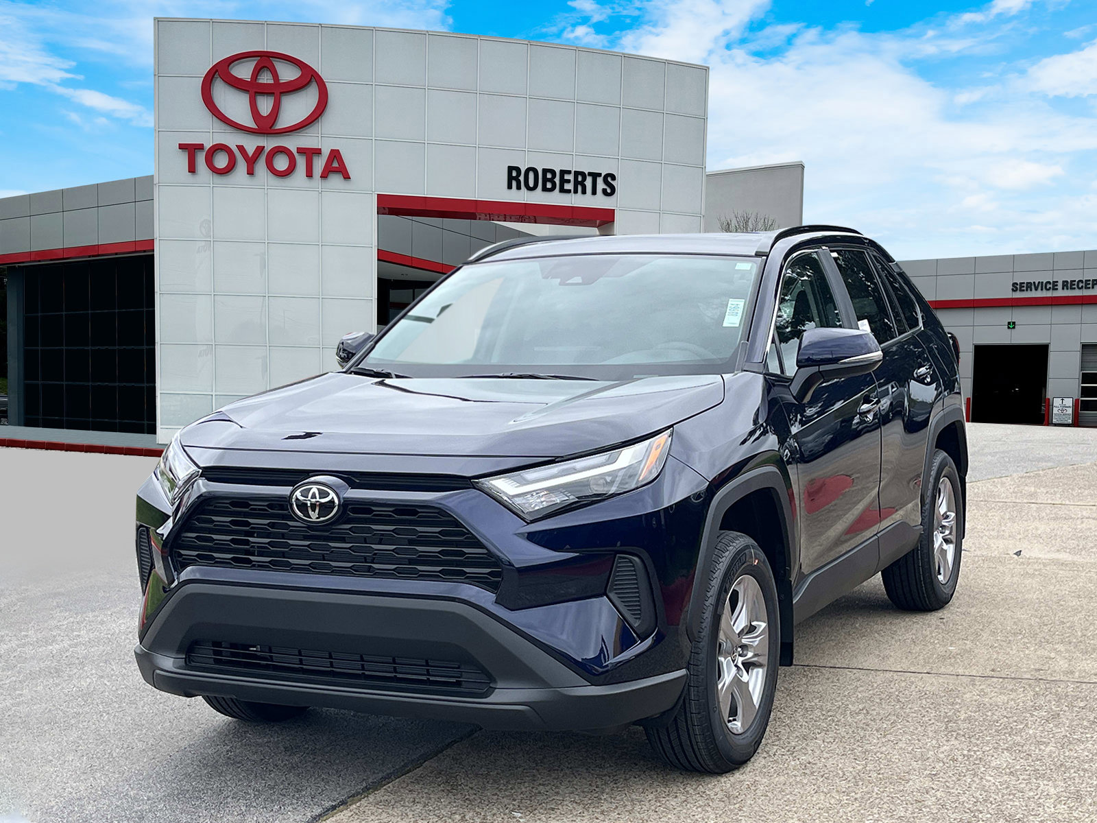 New 2025 Toyota RAV4 XLE w/ Convenience Package image 3