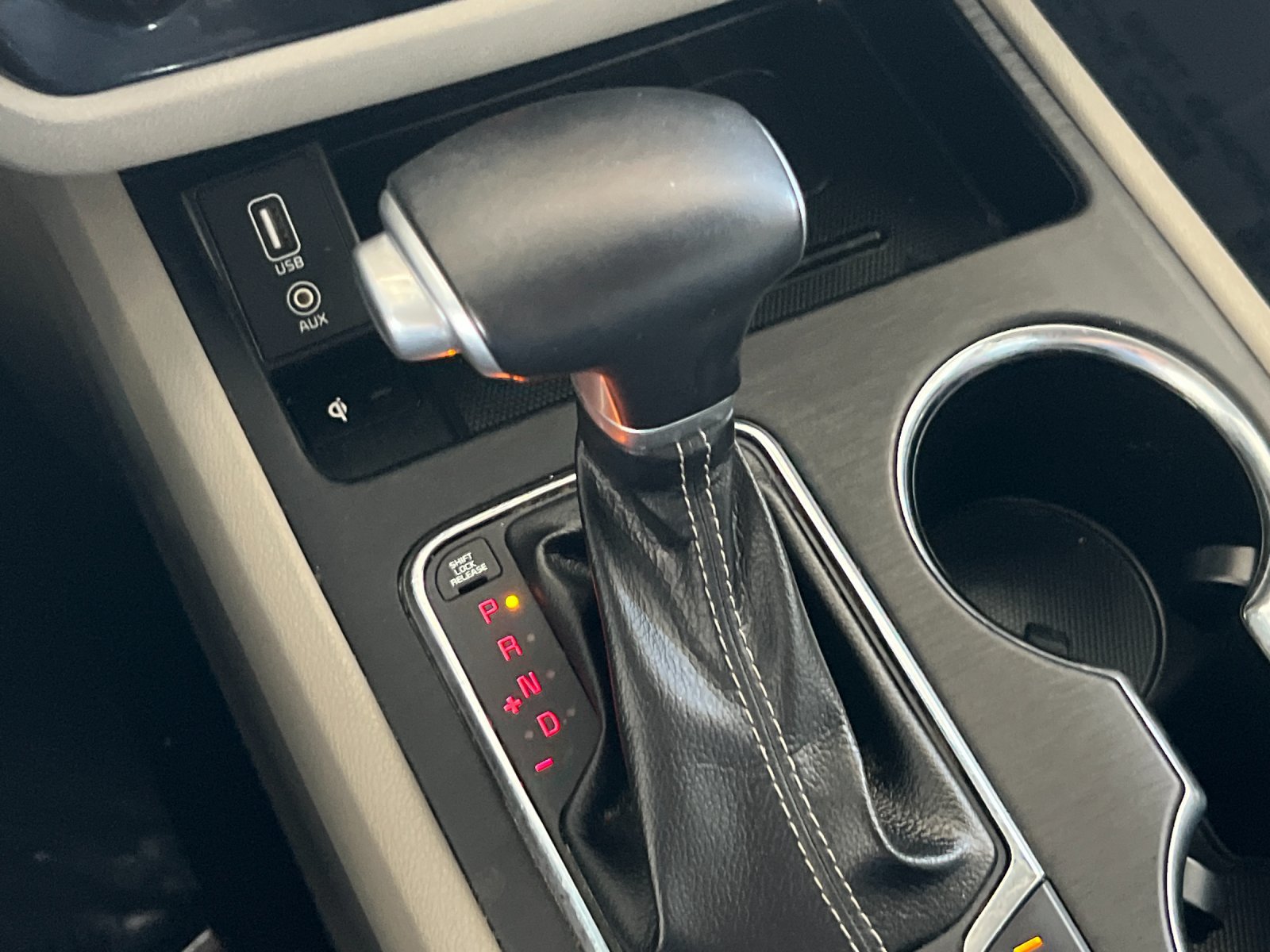 Used 2019 Kia Sedona EX FWD image 21