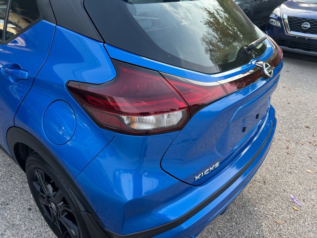 Certified 2021 Nissan Kicks SR w/ SR Premium Package FWD image 36