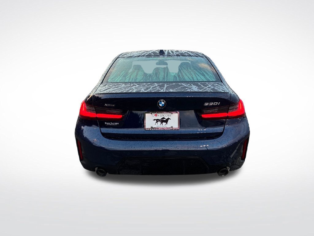 New 2026 BMW 330i xDrive Sedan w/ M Sport Package AWD/4WD image 4