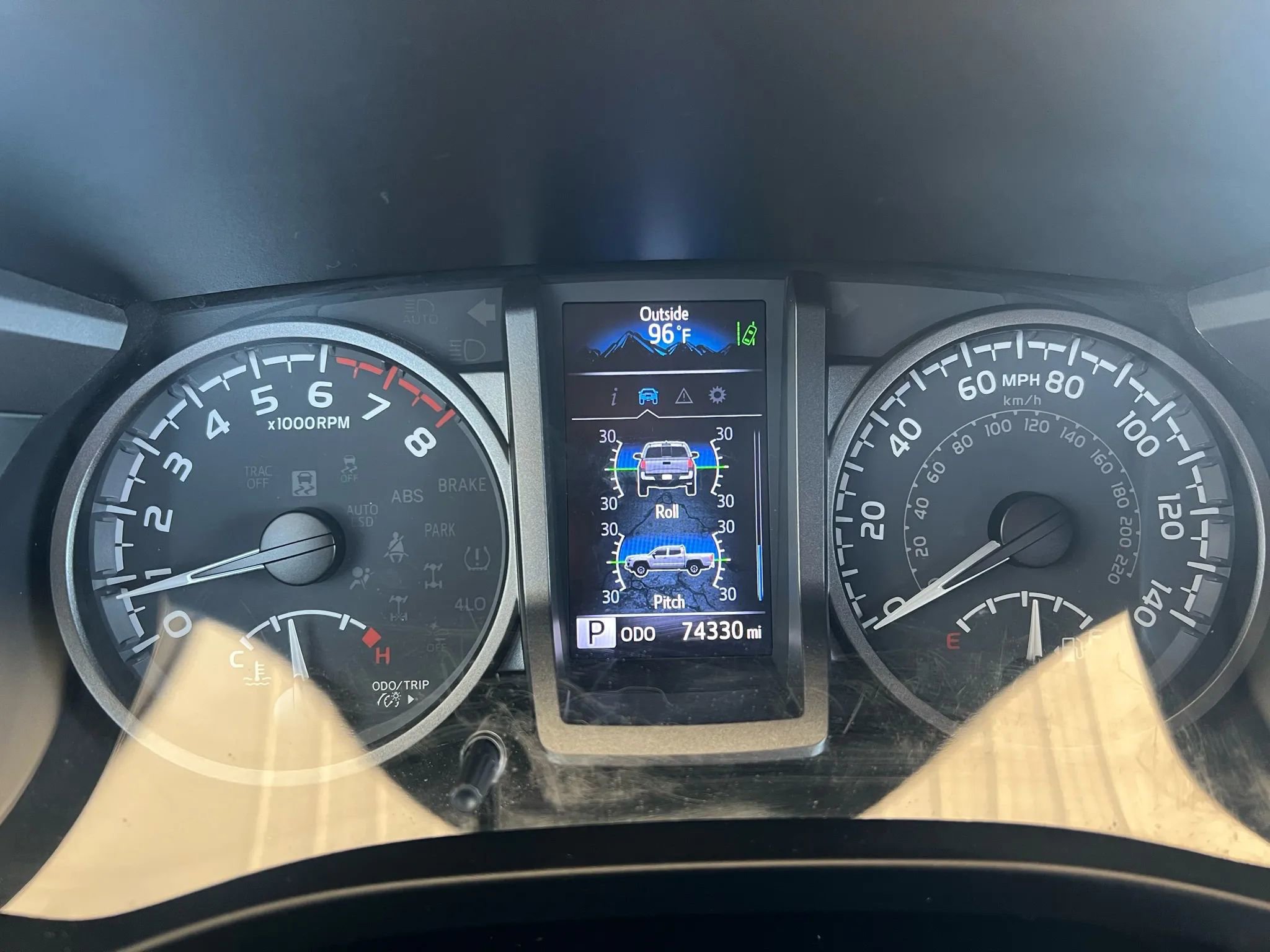 Used 2021 Toyota Tacoma TRD Off-Road image 12