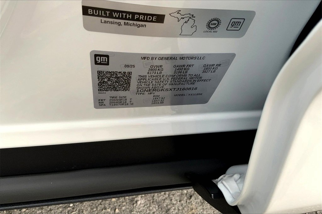 New 2026 Chevrolet Traverse LT w/ Driver Confidence Package image 15