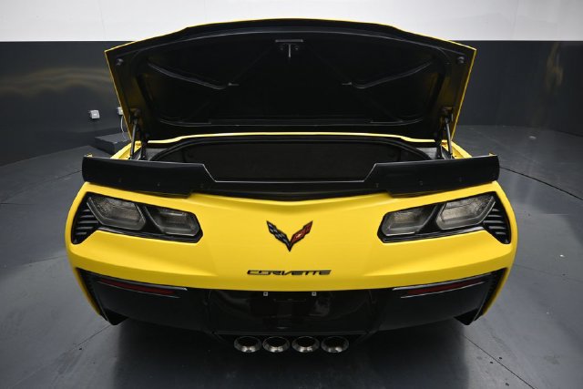 Used 2016 Chevrolet Corvette Z06 w/ 2LZ Preferred Equipment Group RWD image 9