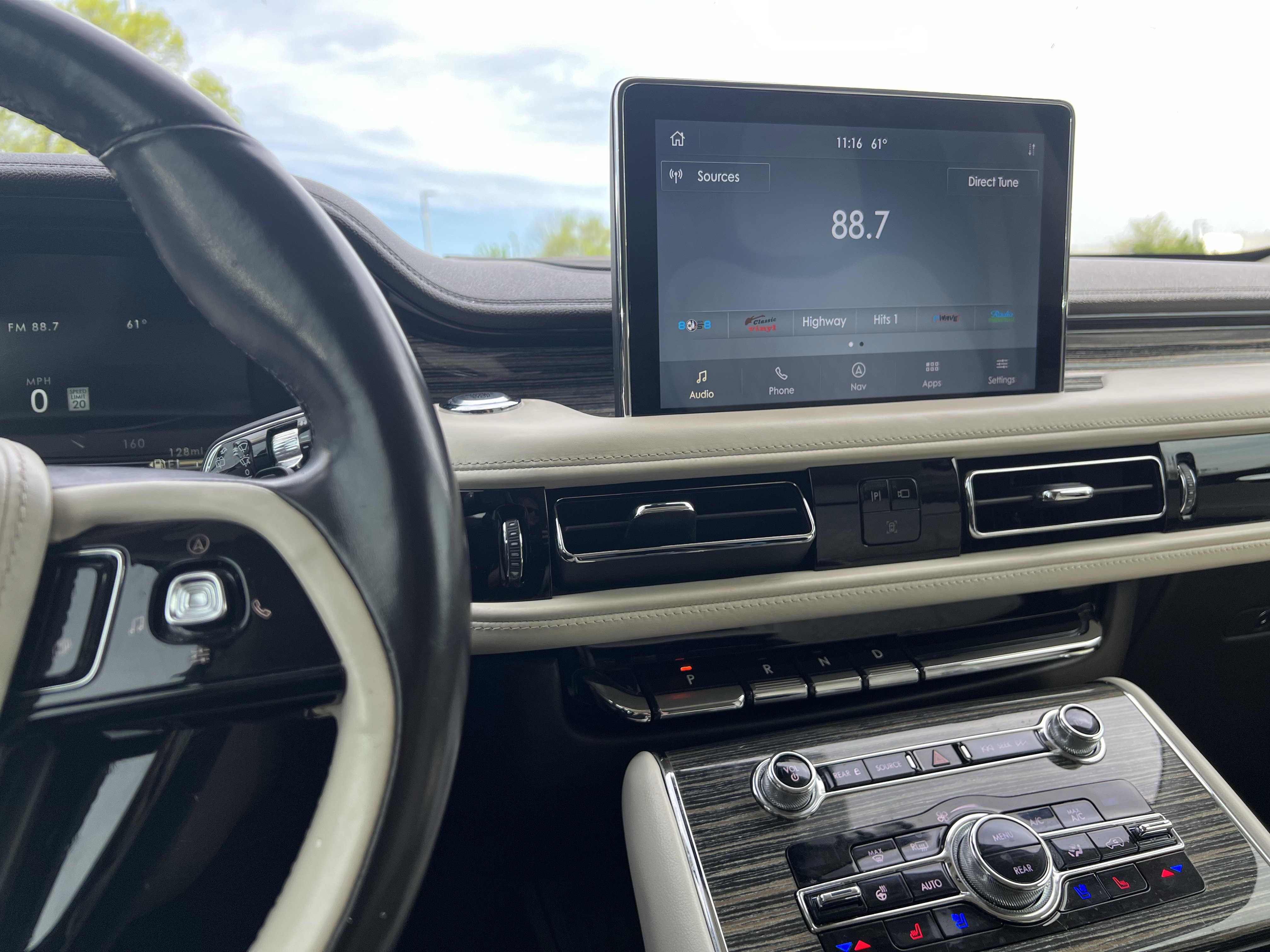 Used 2020 Lincoln Aviator Black Label image 31