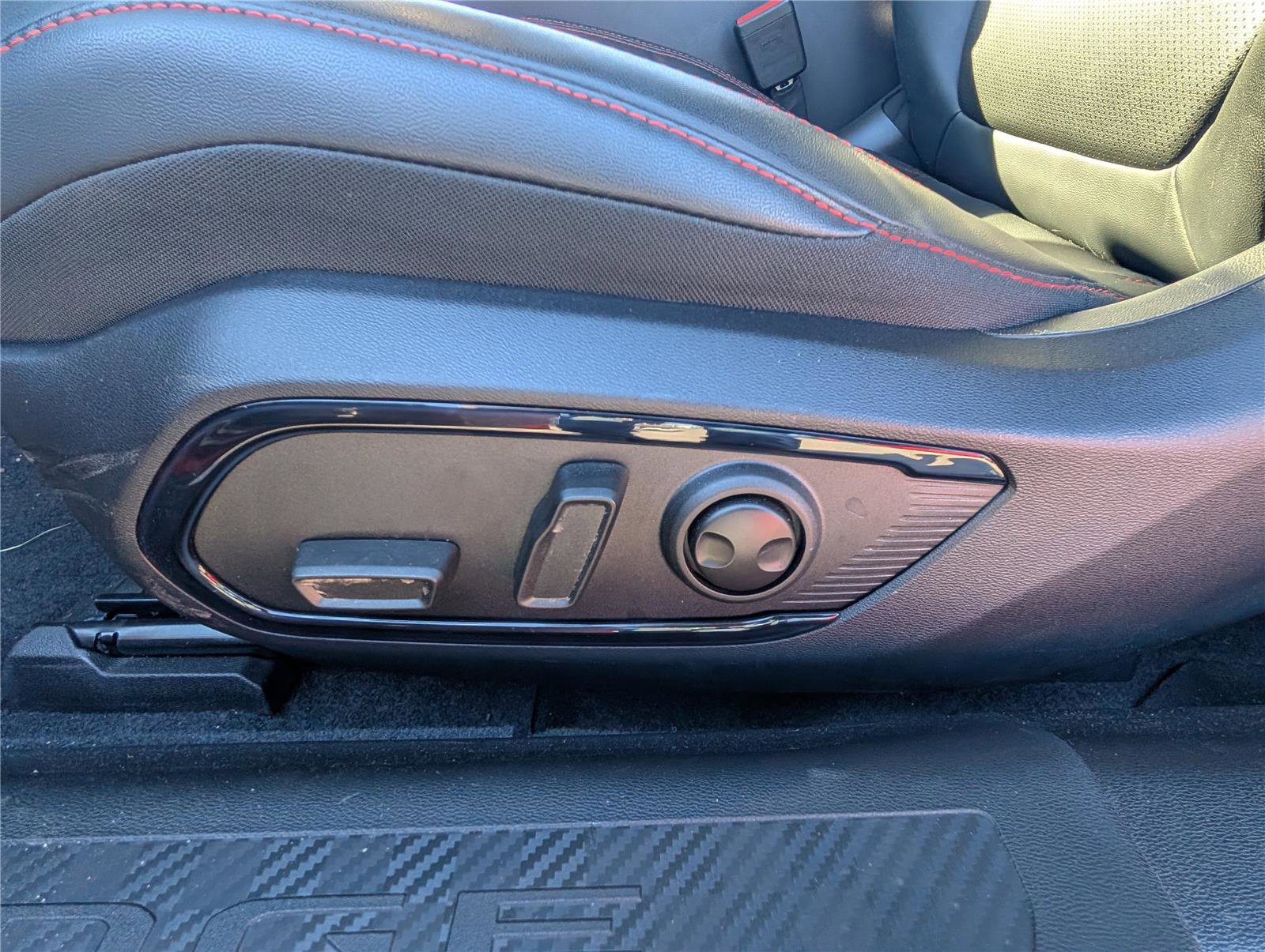 Used 2024 Dodge Charger R/T w/ Plus Group image 19