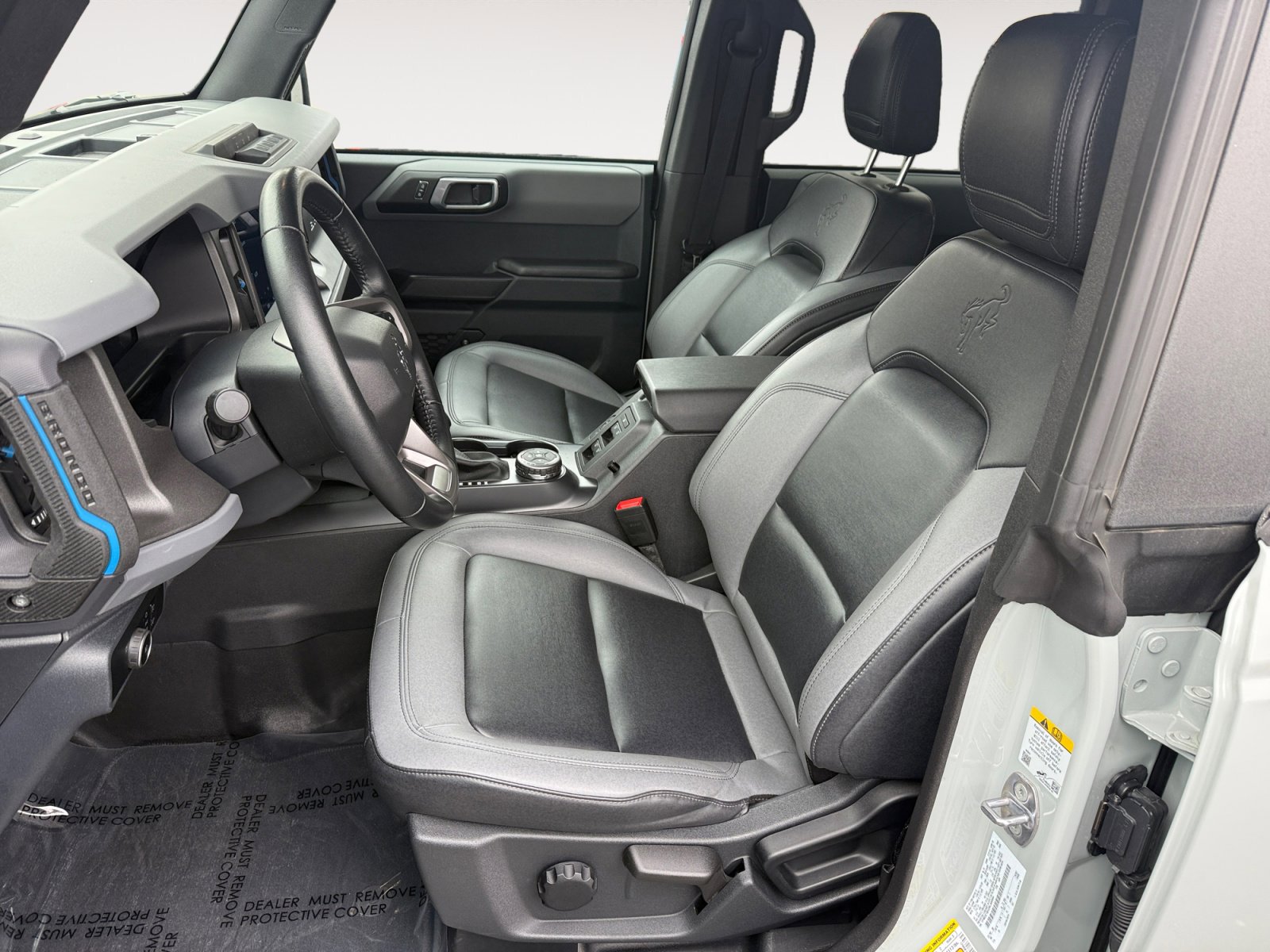 Used 2024 Ford Bronco Black Diamond image 10