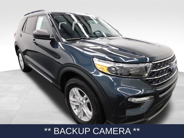 Used 2023 Ford Explorer XLT w/ Equipment Group 202A image 2