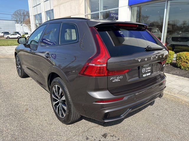 Used 2025 Volvo XC60 B5 Plus AWD/4WD image 3