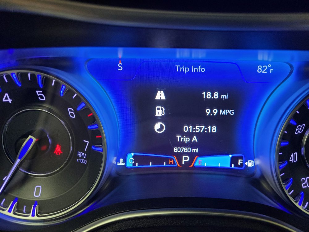 Used 2019 Chrysler 300 Touring w/ Driver Convenience Group RWD image 23