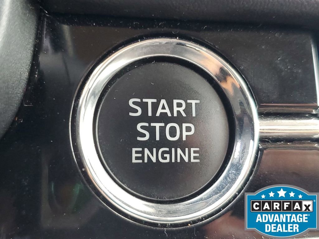 Used 2024 Mitsubishi Outlander SE image 39