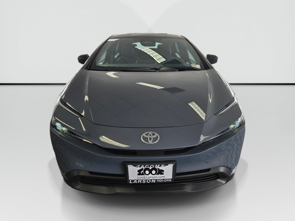Used 2024 Toyota Prius LE FWD image 8