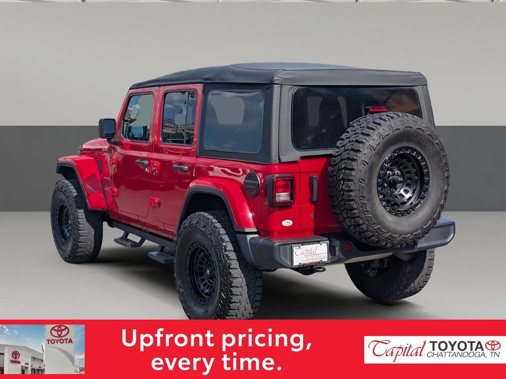 Used 2019 Jeep Wrangler Unlimited Sahara AWD/4WD image 4