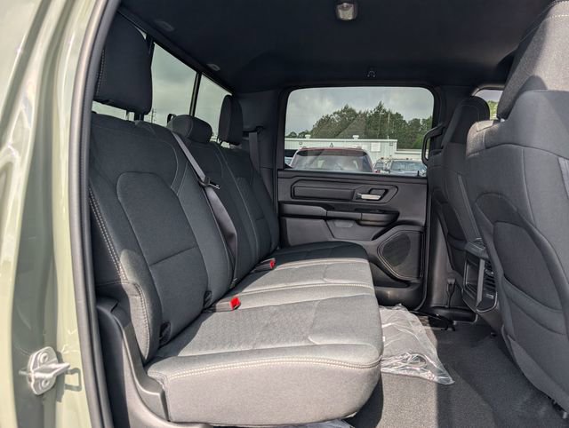 New 2026 RAM 1500 Express AWD/4WD image 26