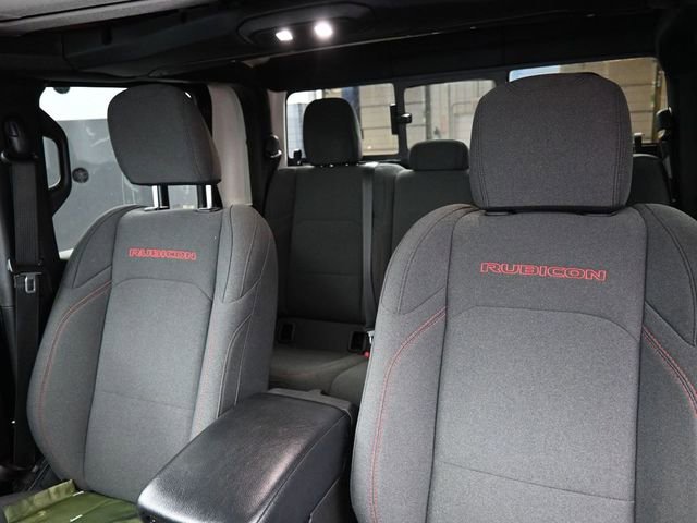 Used 2024 Jeep Gladiator Rubicon w/ Technology Group image 15
