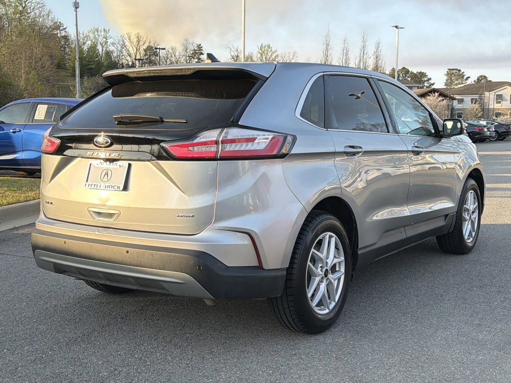 Used 2024 Ford Edge SEL AWD/4WD image 3