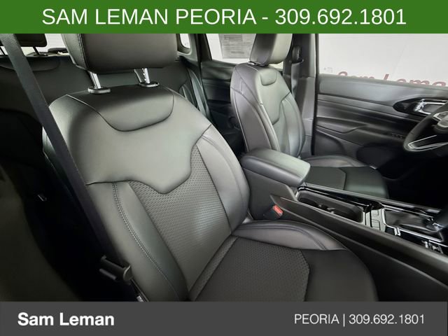 New 2026 Jeep Compass Latitude image 26