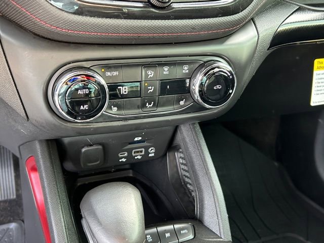 Certified 2022 Chevrolet TrailBlazer RS w/ Technology Package image 32