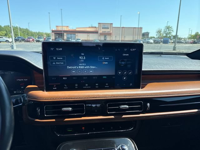 Used 2023 Lincoln Nautilus Reserve w/ Luxury Package AWD/4WD image 21