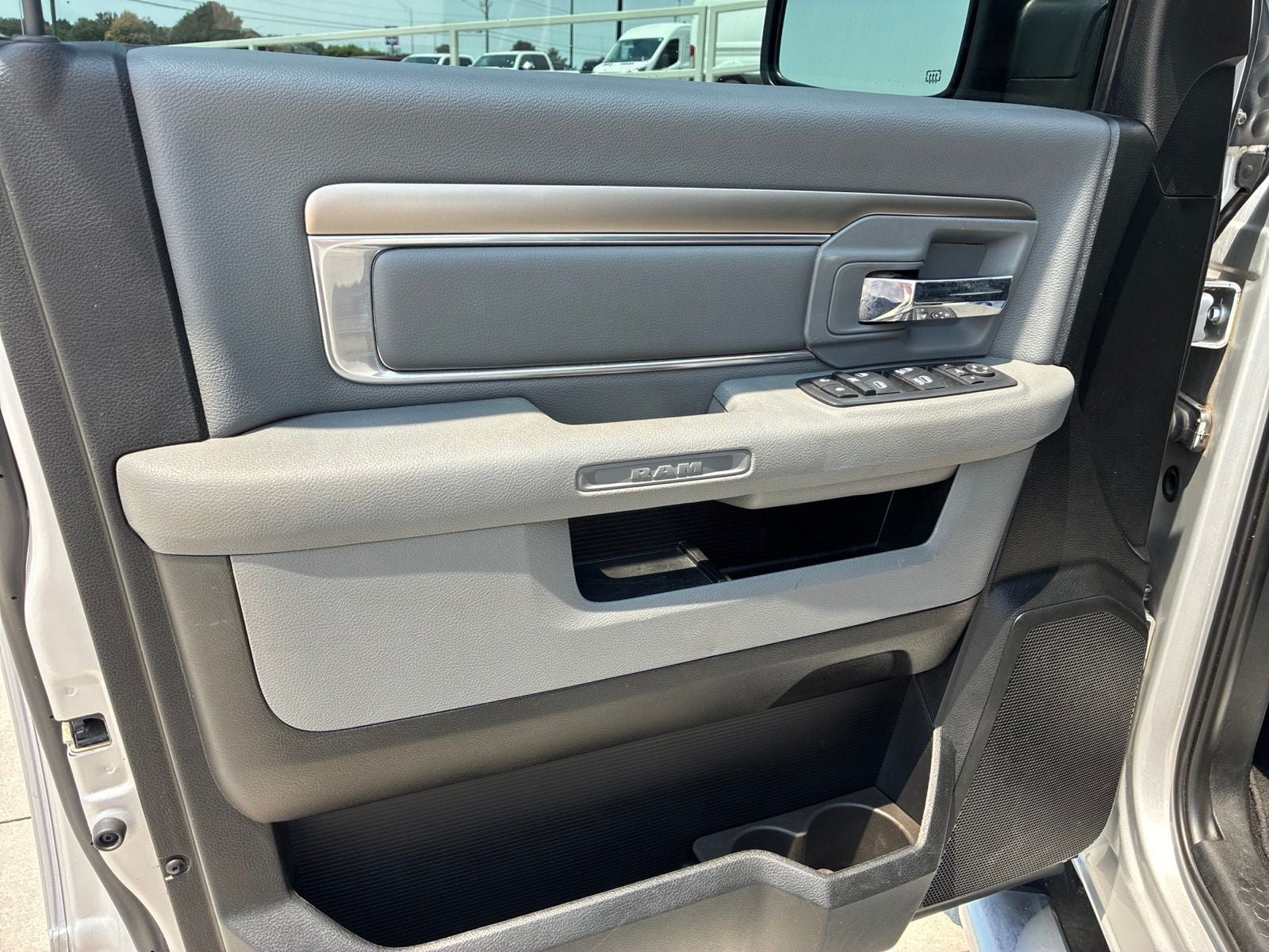 Used 2017 RAM 1500 Big Horn AWD/4WD image 16
