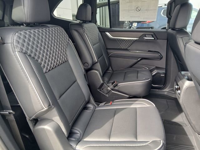New 2026 GMC Acadia Denali w/ Super Cruise Package image 17
