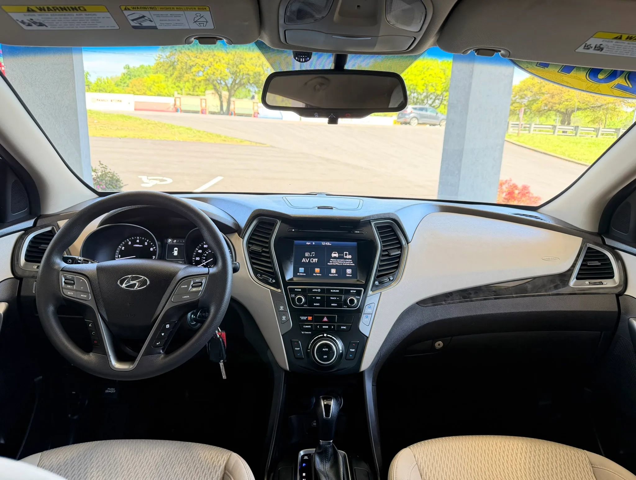Used 2017 Hyundai Santa Fe Sport AWD/4WD image 9