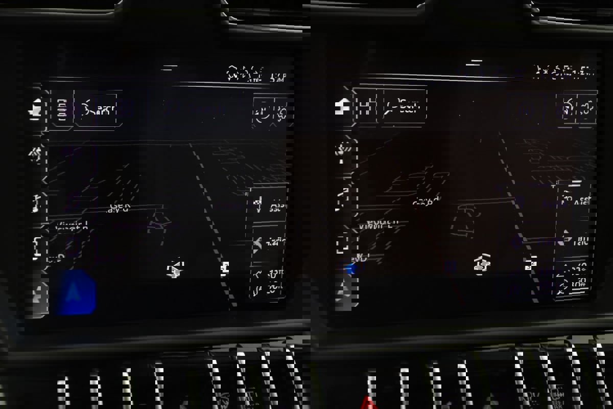 Used 2019 Lamborghini Urus image 9