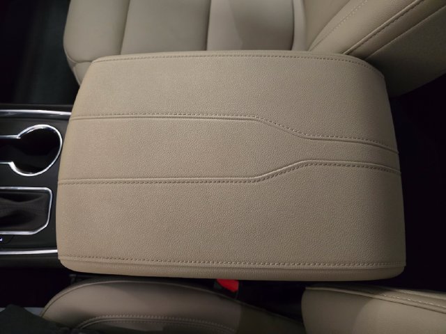 Used 2023 Chevrolet Traverse LT AWD/4WD image 21
