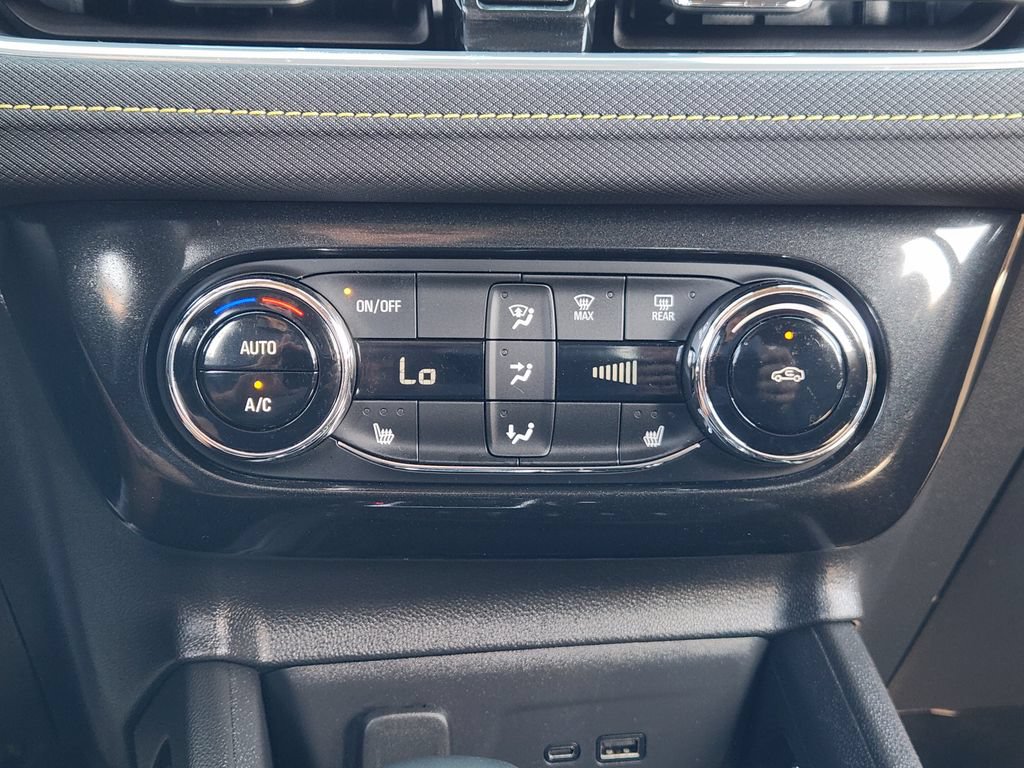 Used 2024 Chevrolet TrailBlazer ACTIV w/ Convenience Package FWD image 17