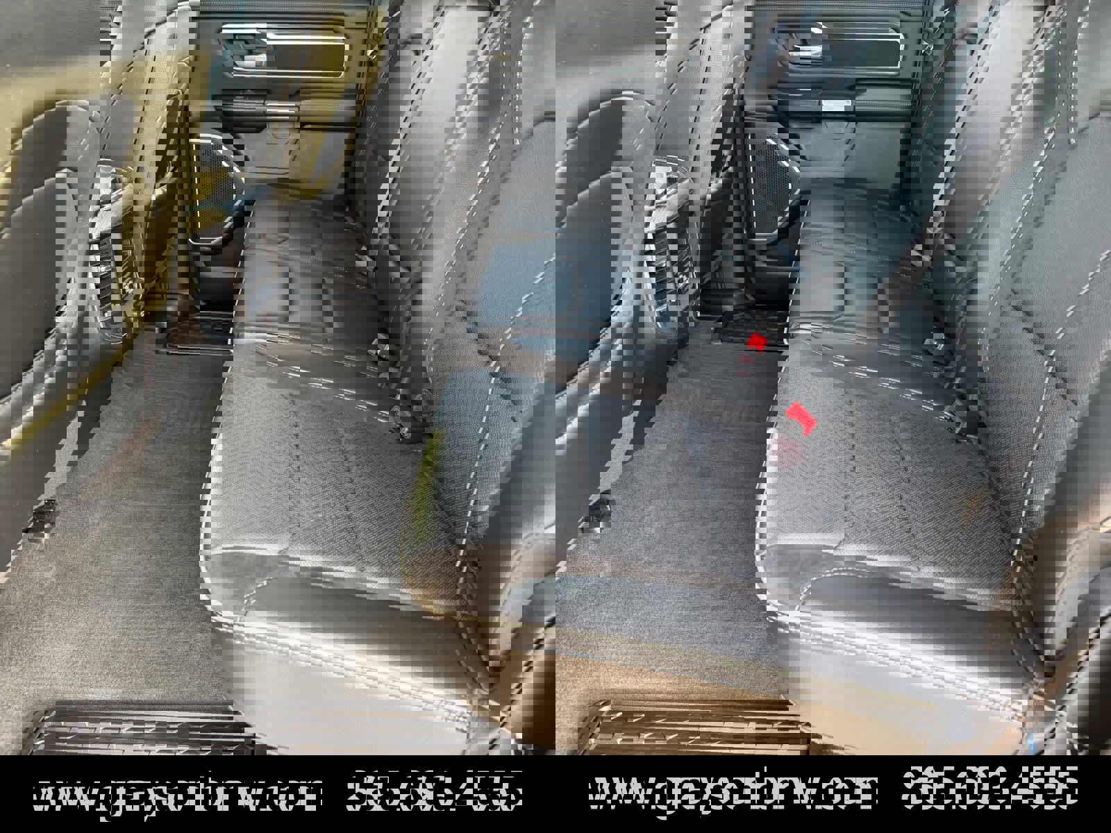 Used 2023 RAM 1500 Laramie AWD/4WD image 15