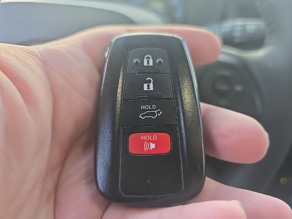 Used 2024 Toyota RAV4 Limited w/ Advanced Technology Package image 20