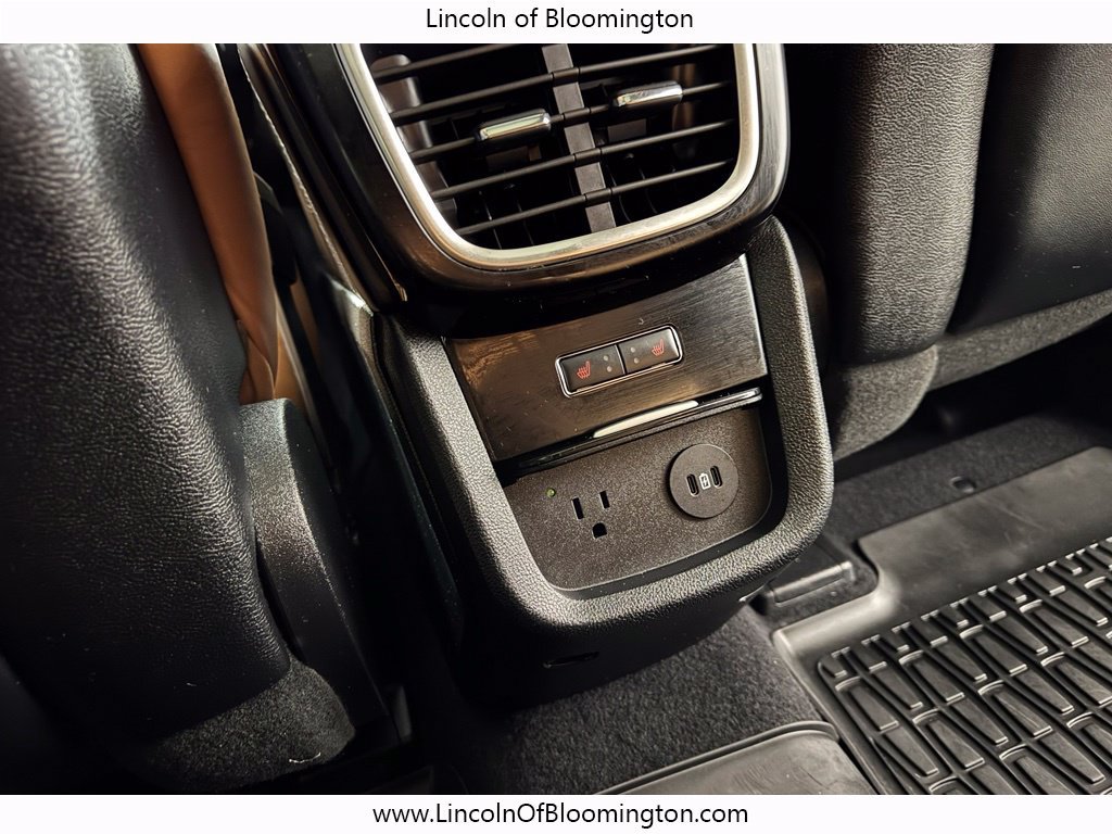 Used 2023 Lincoln Nautilus Black Label AWD/4WD image 13
