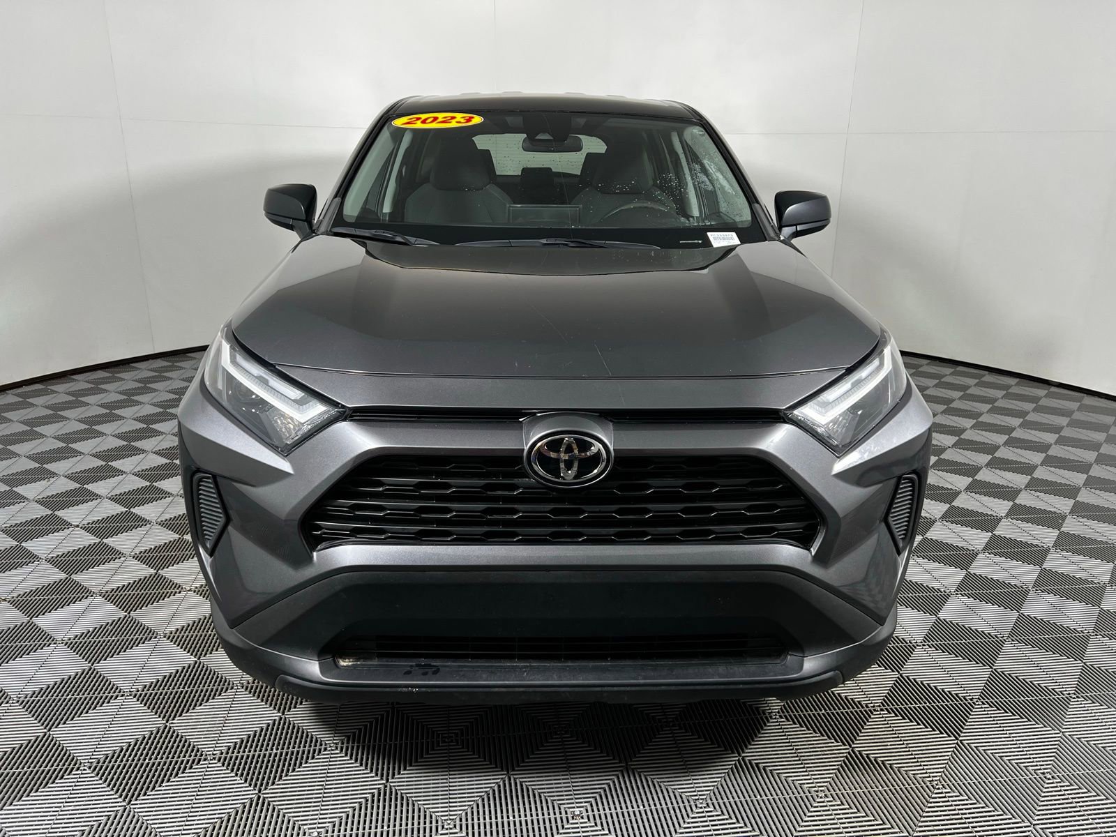 Used 2023 Toyota RAV4 LE image 2